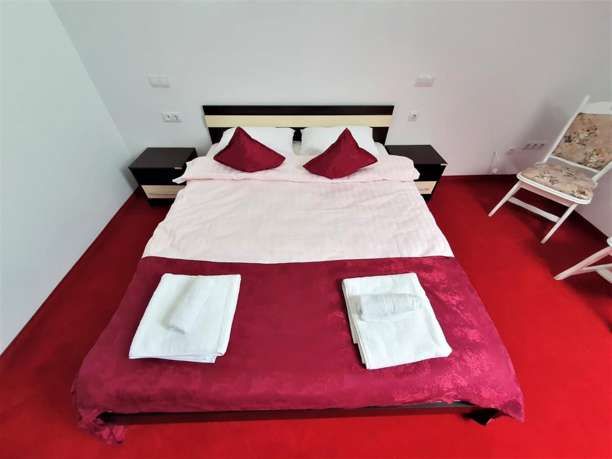 Hotel Ari Events à Caseiu Extérieur photo