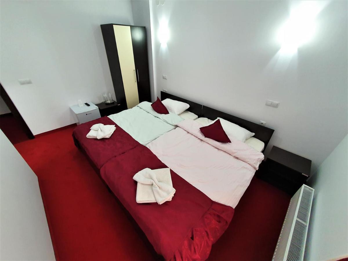 Hotel Ari Events à Caseiu Extérieur photo