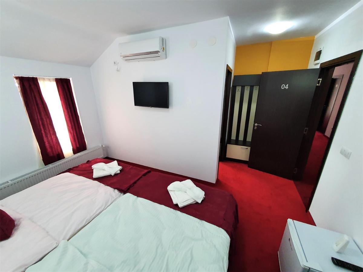Hotel Ari Events à Caseiu Extérieur photo